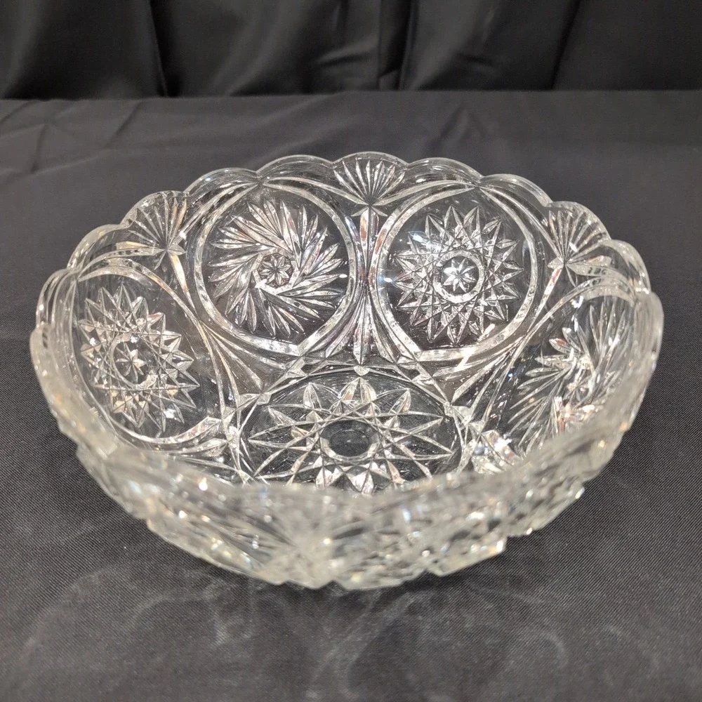 Vintage Cut Glass Pinwheel Star Scalloped Serving Bowl Clear Crystal Style - Picture 2 of 6